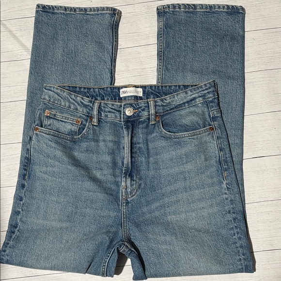 Zara Blue Straight Leg Jeans - Picture 4 of 4